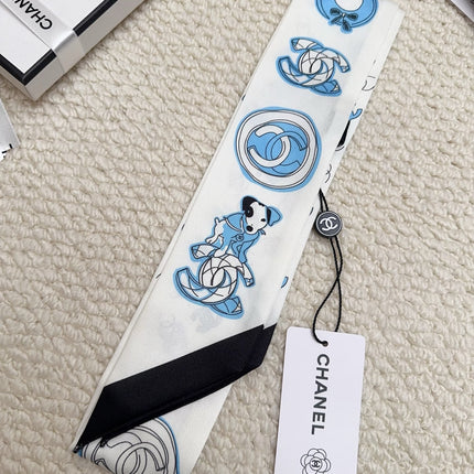 CHANEL 26S TWILLY SCARF 120 IN SILK 372650