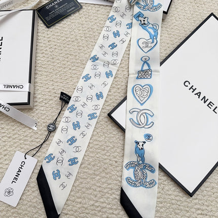CHANEL 26S TWILLY SCARF 120 IN SILK 372650