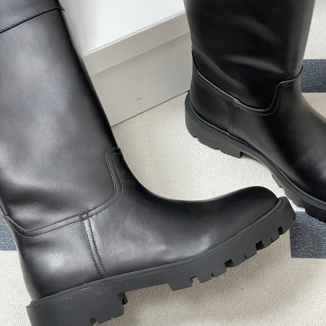 CELINE 26S MARGARET HIGH BOOTS IN BLACK CALFSKIN