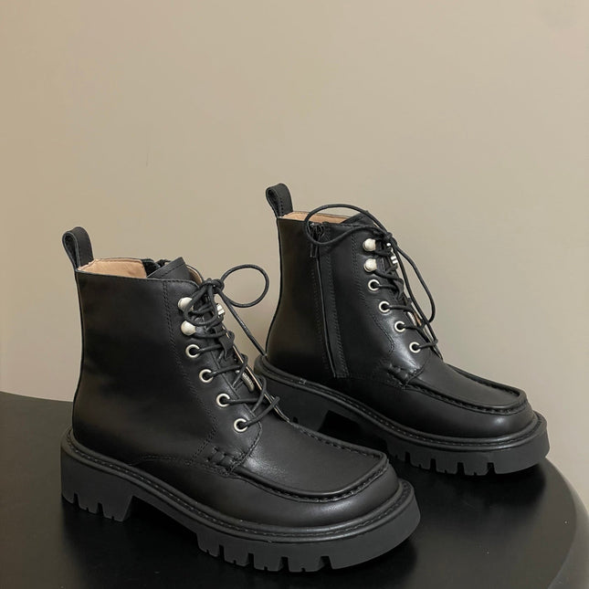LOEWE 26S ANKLE BOOTS IN BLACK CALFSKIN