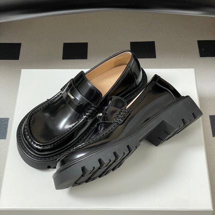 LOEWE 26S LOAFER IN BLACK PATENT CALFSKIN
