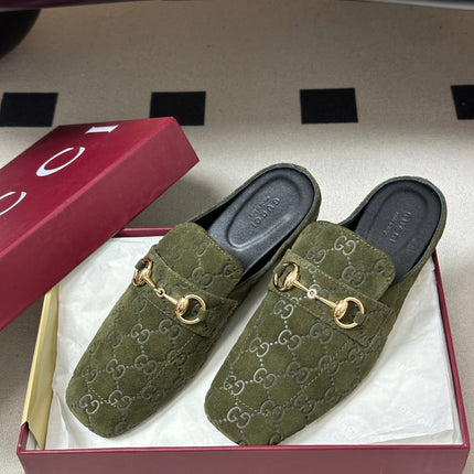 GUCCI 26S HORSEBIT LOAFER MULES IN MOSS GREEN SUEDE