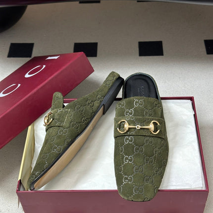 GUCCI 26S HORSEBIT LOAFER MULES IN MOSS GREEN SUEDE