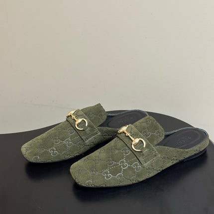 GUCCI 26S HORSEBIT LOAFER MULES IN MOSS GREEN SUEDE