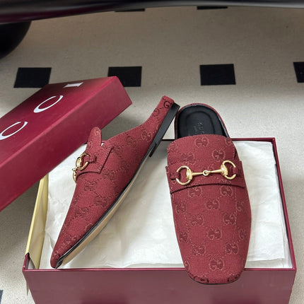 GUCCI 26S HORSEBIT LOAFER MULES IN RED CANVAS
