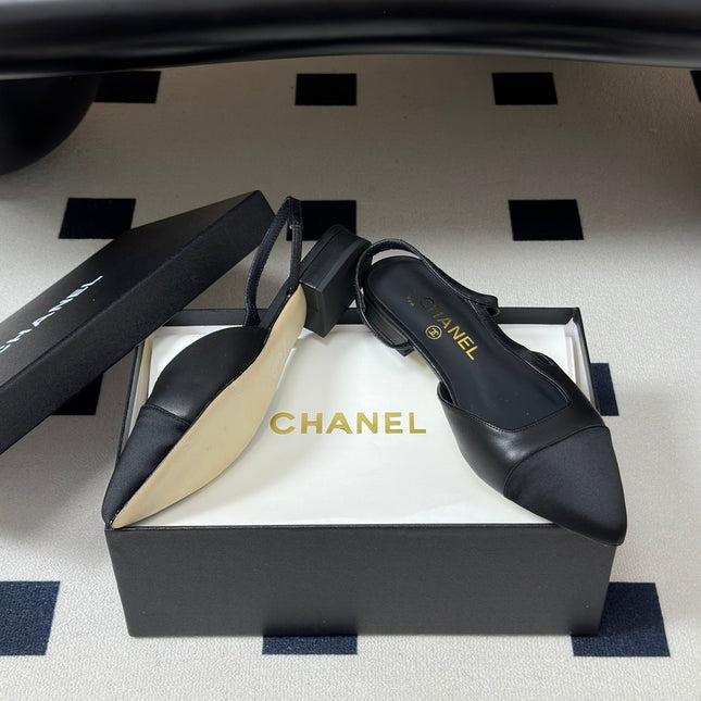 CHANEL 26S POINTED TOE SLINGBACKS IN BLACK LAMBSKIN AND FABRIC