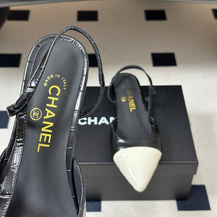CHANEL 26S POINTED TOE SLINGBACKS IN BLACK MIX WHITE LAMBSKIN