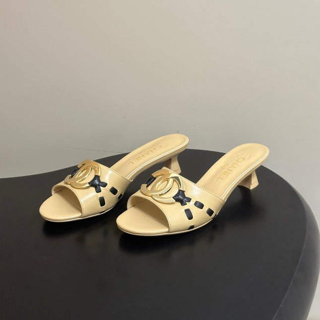 CHANEL 26S HIGH HEEL MULE IN BEIGE LAMBSKIN WITH GOLD TONE CC LOGO