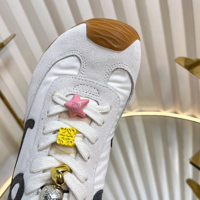 LOEWE 26S RUNNER 2.0 SNEAKERS IN WHITE FABRIC AND SUEDE