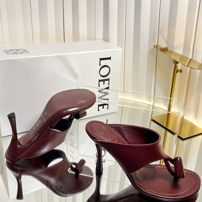LOEWE 26S HEELED THONG SANDALS 90 MM IN DARK RED CALFSKIN