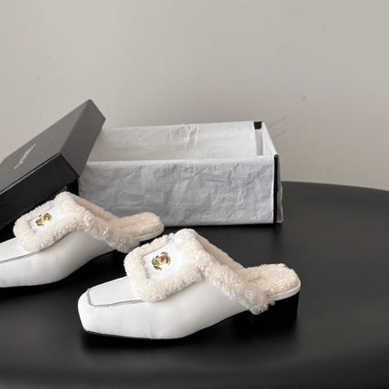 CHANEL 26S MULES IN WHITE SHEARLING AND CALFSKIN