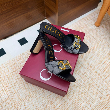 GUCCI 26S HORSEBIT HEEL SANDALS 85 MM IN BLACK MIX GREY GG CANVAS