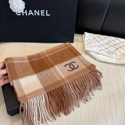 CHANEL 26S SCARF 180 IN CASHMERE 510949