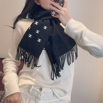 CHANEL 26S SCARF 180 IN CASHMERE 510922