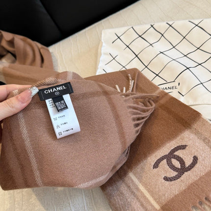 CHANEL 26S SCARF 180 IN CASHMERE 510949