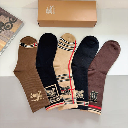 BURBERRY 26S CREW SOCKS 893641 (1 BOX)