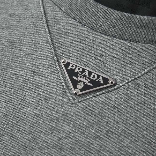PRADA 26S SHORT SLEEVE T-SHIRT 695