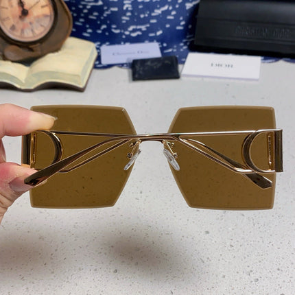 DIOR 26S OVERSIZED SQUARE FRAME IN METAL 500372