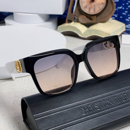 DIOR 26S OVERSIZED SQUARE FRAME IN ACETATE 500423