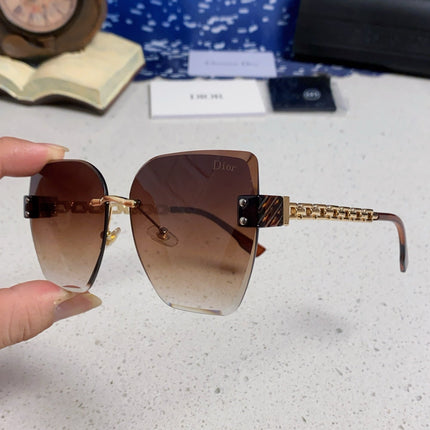 DIOR 26S SQUARE FRAME IN METAL 502862