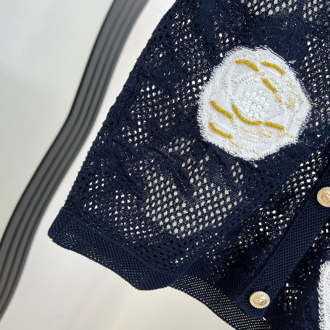 CHANEL 26S BUTTON-UP SHORT-SLEEVE KNIT TOP STYLE 1158