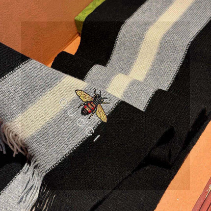 GUCCI 25S SCARF 180 IN CASHMERE 730564