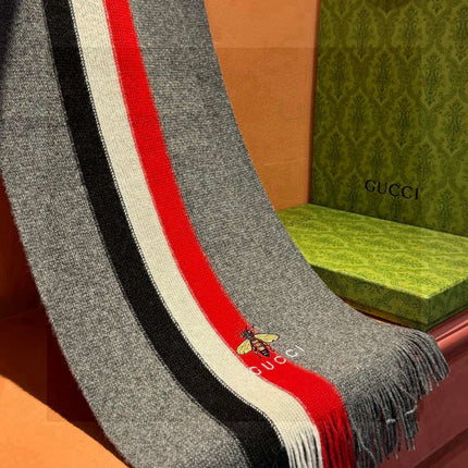GUCCI 25S SCARF 180 IN CASHMERE 730565
