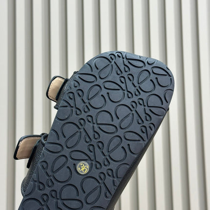 LOEWE 26S EASE SLIDE IN BLACK CALFSKIN