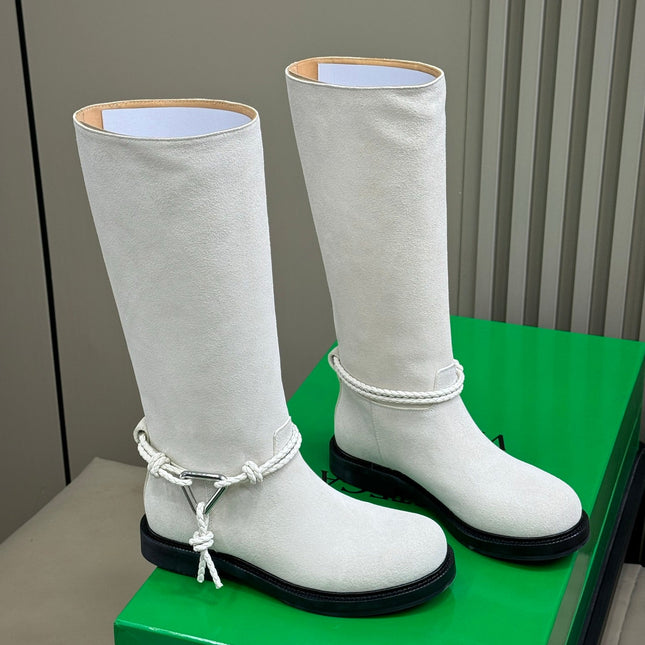 BOTTEGA VENETA 26S TALL BOOTS IN LIGHT GREY SUEDE