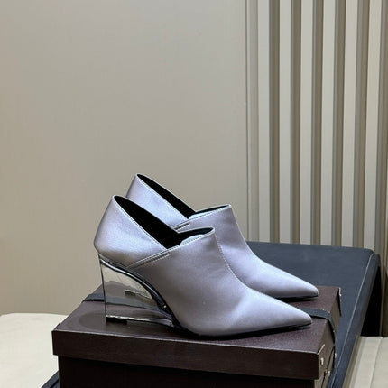 ALAIA 26S TRANSPARENT HIGH HEELS IN LAVENDER GRAY SATIN