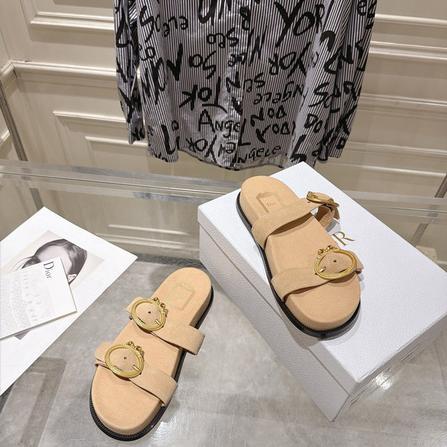 DIOR 26S MEDAILLON BUCKLE SLIDE IN SAND BEIGE SUEDE