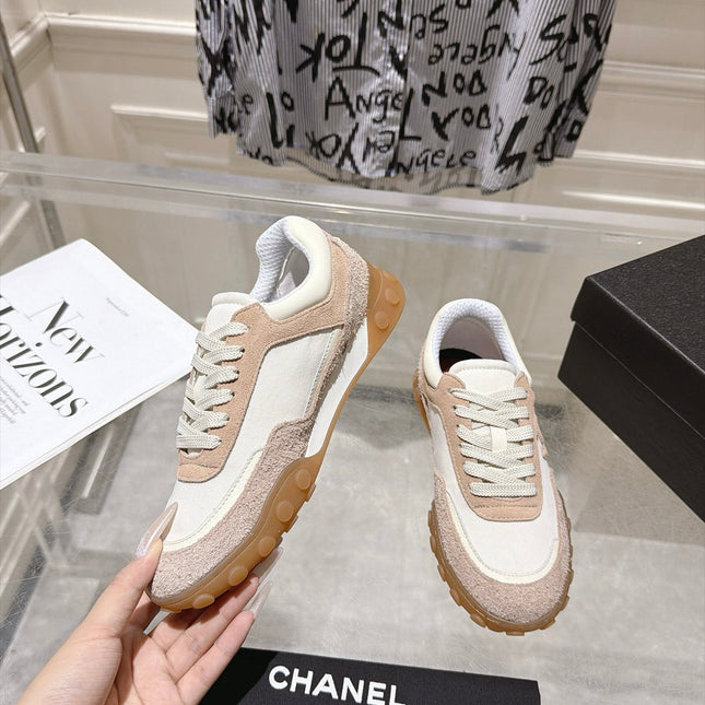 CHANEL 26S LACE UP SNEAKERS IN BEIGE SUEDE  AND WHITE FABRIC ROUND TOE