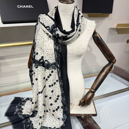 CHANEL 26S SCARF 200 IN CASHMERE 509238