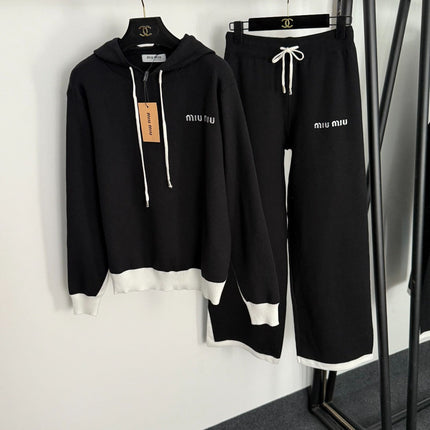 MIUMIU KNIT TOP AND STRAIGHT-LEG PANTS SET STYLE 218