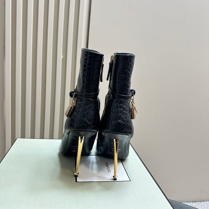 PADLOCK 10 CM ANKLE BOOTS IN BLACK CROCODILE-EMBOSSED CALFSKIN