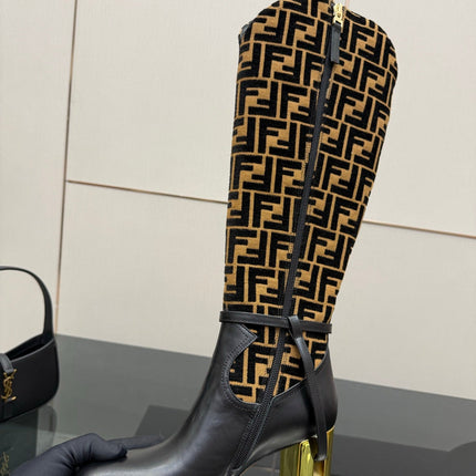 FENDI 25S KNEE-HIGH BOOTS 50 MM IN BLACK CALFSKIN AND BROWN FABRIC PRINT LOGO