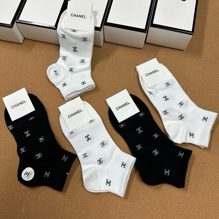 CHANEL 26S ANKLE SOCKS 405401 (1 BOX)