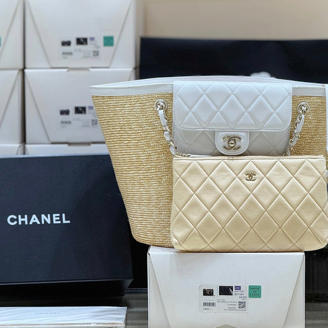 CHANEL 26S TOTE BAG 18 IN BEIGE FABRIC AND WHITE CALFSKIN