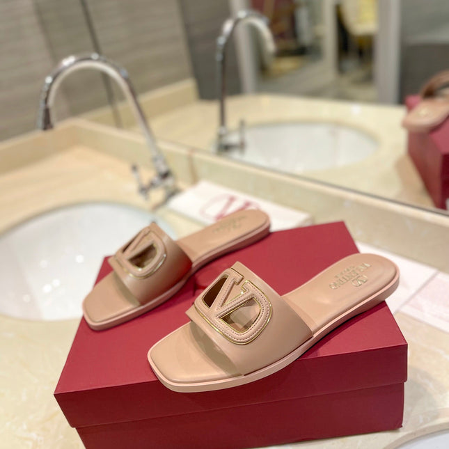 VALENTINO 26S SLIDES IN NUDE CALFSKIN WITH LOGO