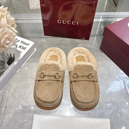GUCCI 26S MULES IN BEIGE SUEDE GG LOGO PATTERN