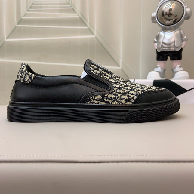 CD B23 SLIP ON BLACK CALFSKIN AND BEIGE FABRIC