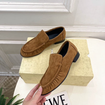 THE ROW 26S MOCCASIN LOAFERS 20MM IN COGNAC BROWN SUEDE