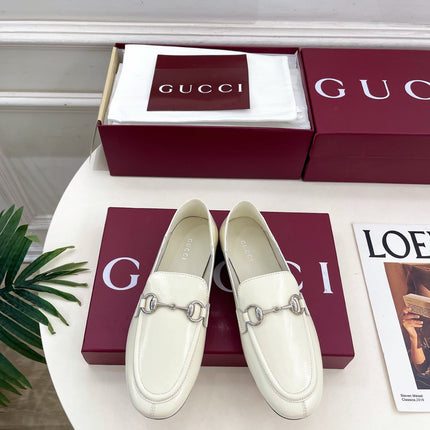 GUCCI 26S LOAFERS MM IN CREAM WHITE CALFSKIN WITH SILVER HARDWARE